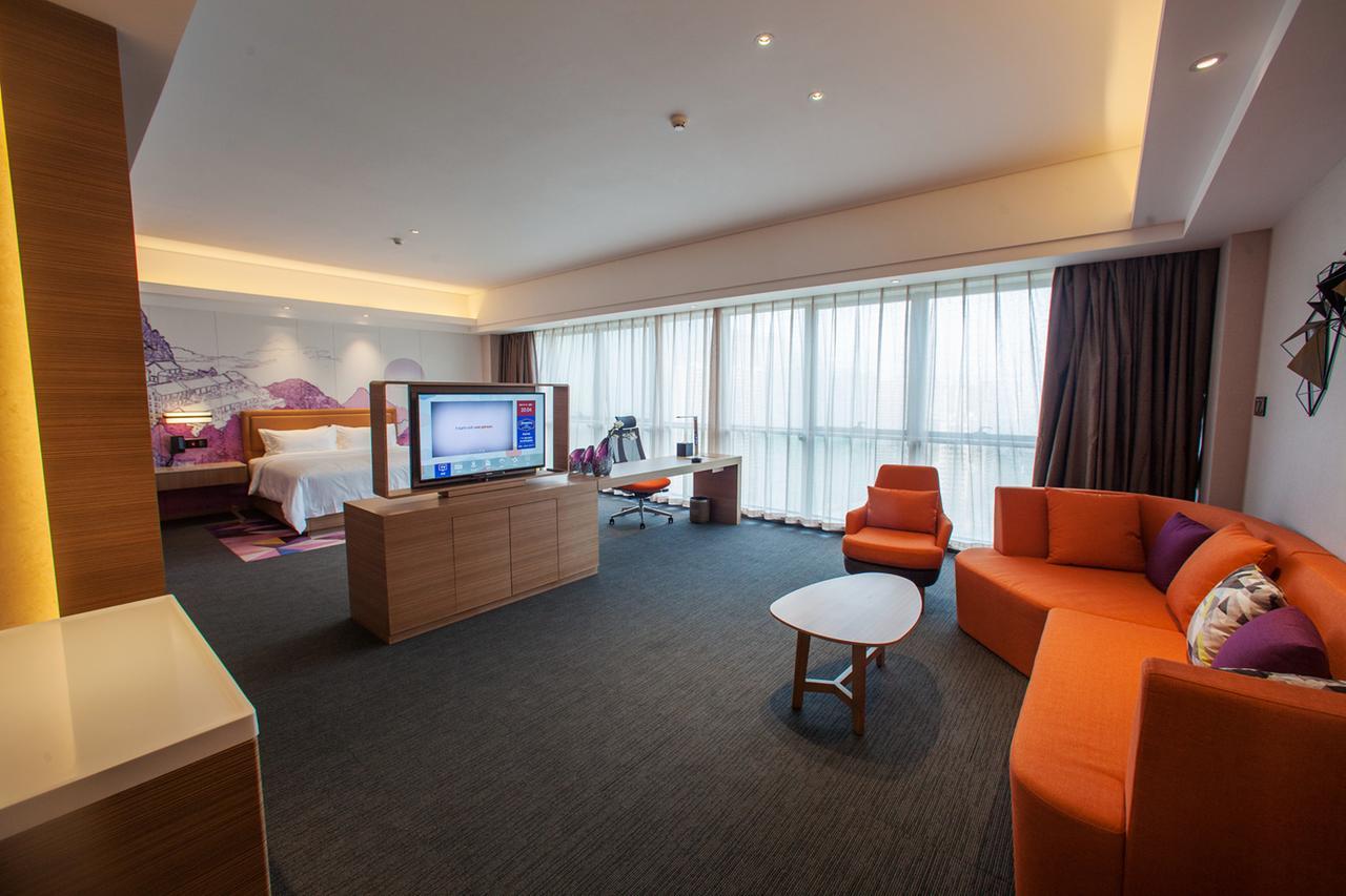 Отель Hampton By Hilton Qingyuan Qingxin District Экстерьер фото