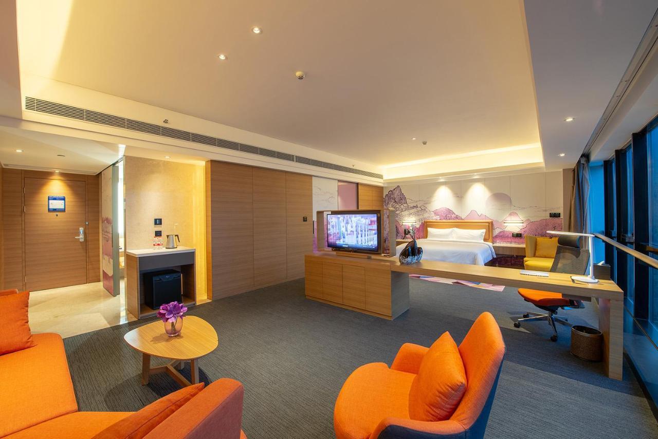 Отель Hampton By Hilton Qingyuan Qingxin District Экстерьер фото